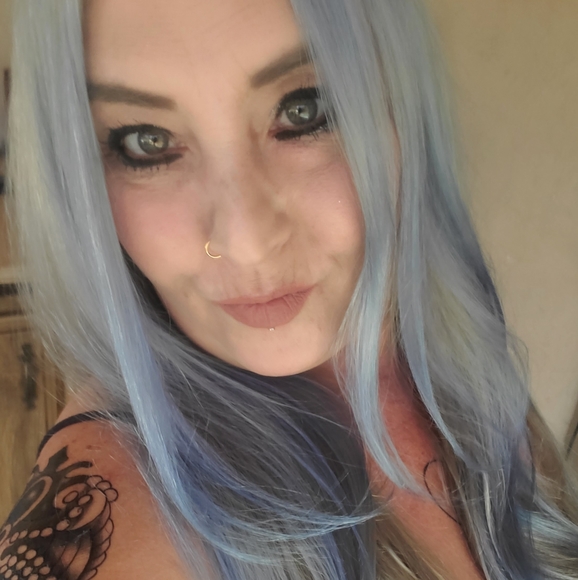 Meet your Posher, Kathleen - Picture 1 of 1